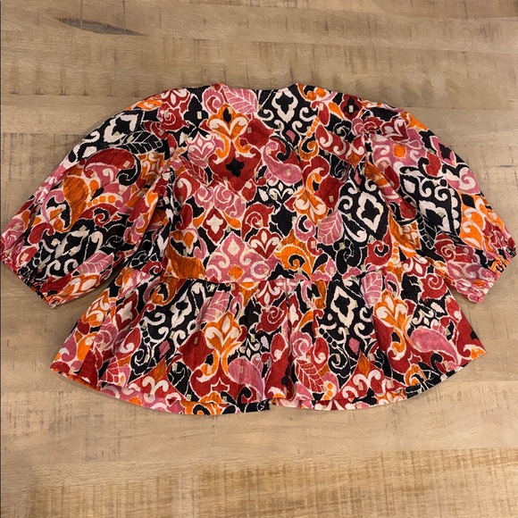 Olivaceous Boutique Puff Sleeve Tie-Front Blouse for Fall Small NWT NEW - Picture 8 of 9